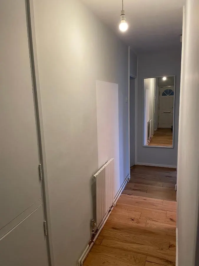 Beautiful Entire Flat In Peckham Apartment London